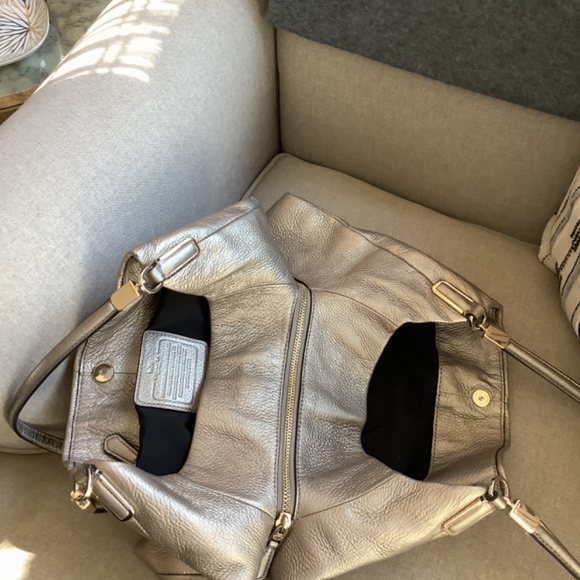 Coach Purse - Picture 4 of 6